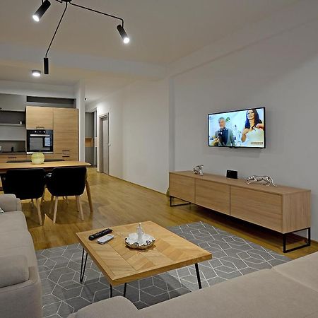 Central Apartments In Skopje City Center Экстерьер фото