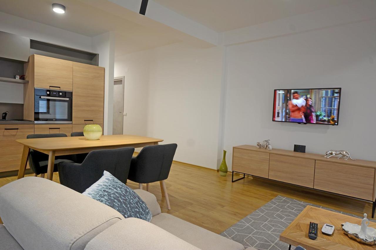 Central Apartments In Skopje City Center Экстерьер фото