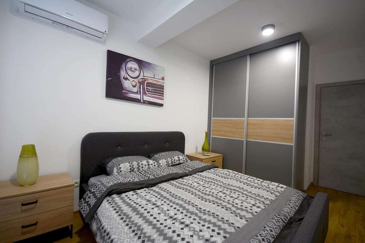 Central Apartments In Skopje City Center Экстерьер фото
